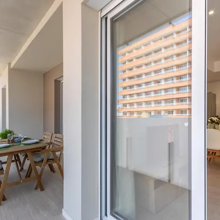 Apartamento M A R I V E N T 01 Rosas