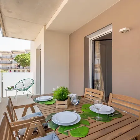 M A R I V E N T 01 Apartamento Rosas